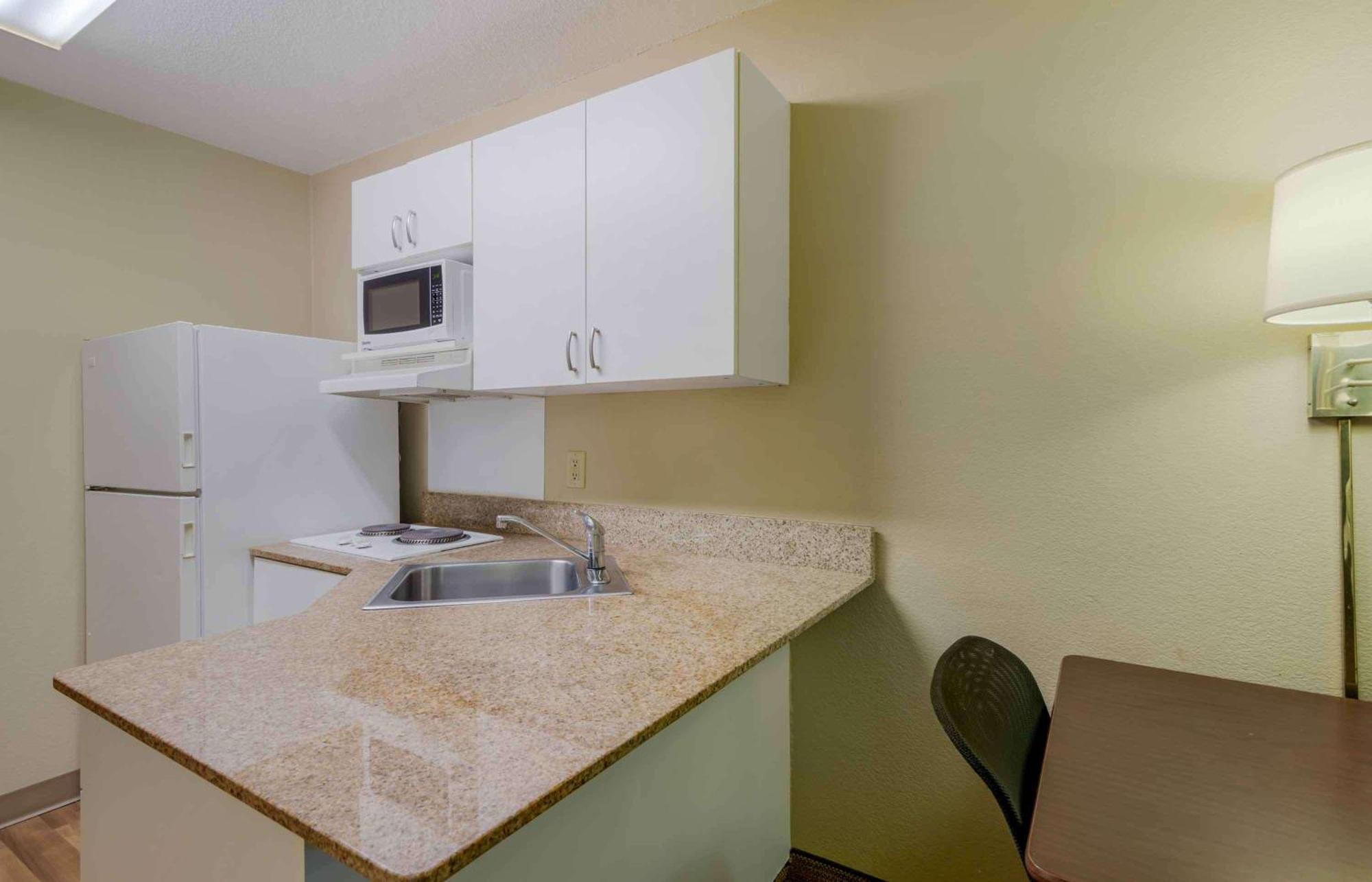 Extended Stay America Select Suites - Atlanta - Alpharetta - Rock Mill Rd Zewnętrze zdjęcie