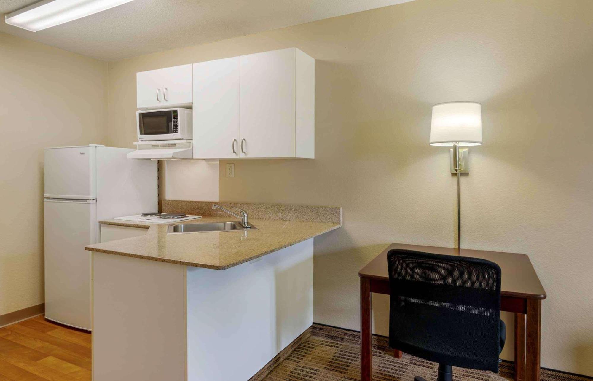 Extended Stay America Select Suites - Atlanta - Alpharetta - Rock Mill Rd Zewnętrze zdjęcie
