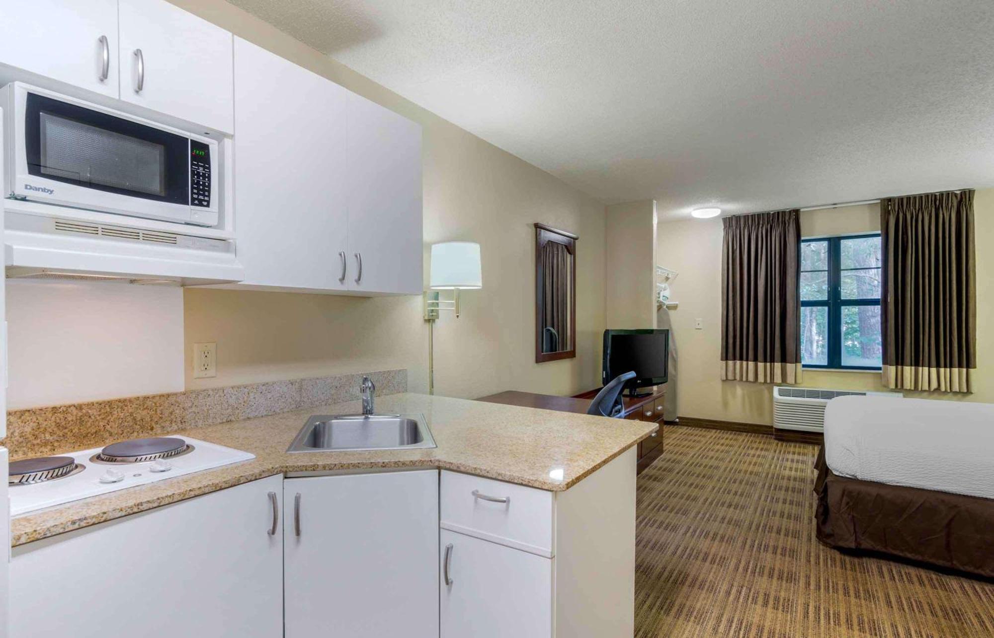 Extended Stay America Select Suites - Atlanta - Alpharetta - Rock Mill Rd Zewnętrze zdjęcie